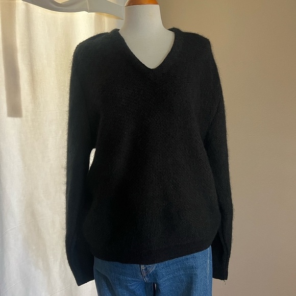 Vintage Manhattan Mohair Blend Sweater - Picture 4 of 7